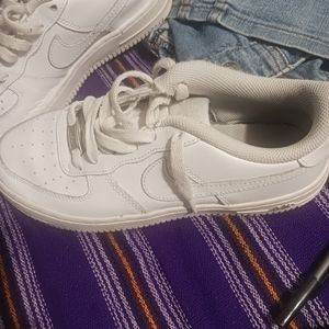 Air force 1 sneakers